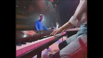 Status Quo - Roll Over Beethoven.