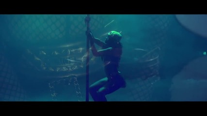 Rihanna - Pour It Up ( Официално Видео ) + Превод