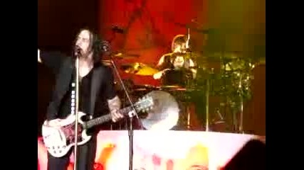 Three Days Grace Feb 2010 live 