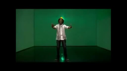 Официалната песничка на световното в Южна Африка 2010 | Knaan ft. David Bisbal - Waving Flag 