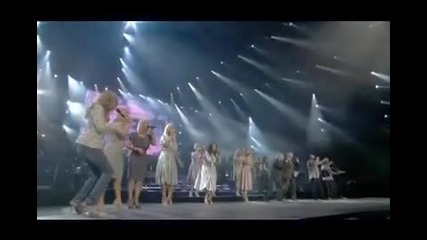 Celine Dion пее със своите братя и сестри