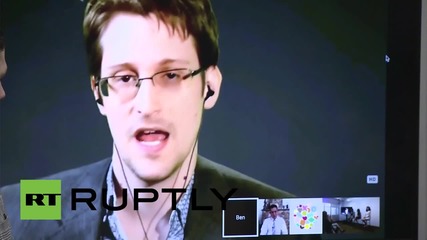 USA: Snowden and Greenwald call for international treaty to protect digital privacy