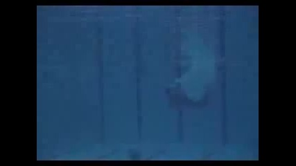 Майкъл Фелпс тренира в вода с 10 кг тежести!