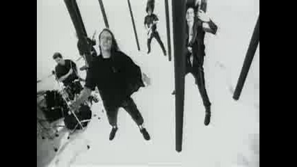 Hammerfall - Glory To The Brave.mp4