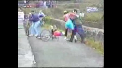 Много смях !!! Най - глупавите хора на света !