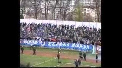 Миньор - Левски 0 - 4, 14.04.2001 г. 