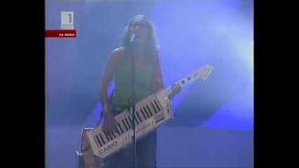 Поли Генова - На инат (за Евровизия България 2011) 