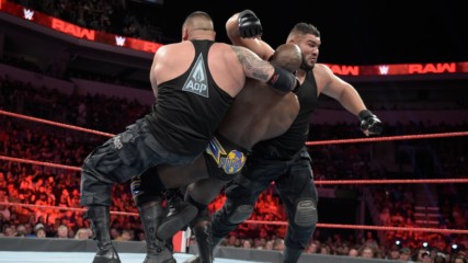 Titus Worldwide vs. The Authors of Pain: Raw, July 2, 2018
