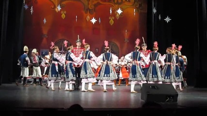 Фолклорен танцов театър Найден Киров - Хоро в София