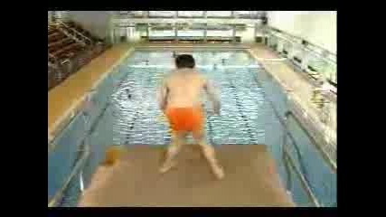 Mr.bean На Басейн (смях)