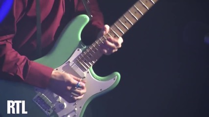 Beth Hart - Caught out in the rain - live