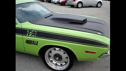 Dodge Challenger