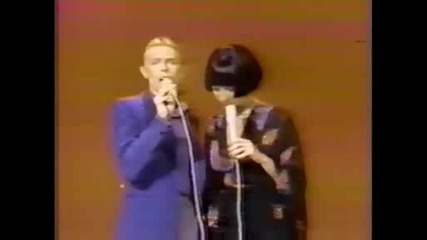 David Bowie & Cher - Can You Hear Me (live Cher Show 1975).avi