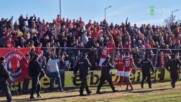 "Червените" празнуват гола на Морено