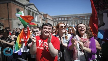 Irish Voters Back Gay Marriage in 'social Revolution'