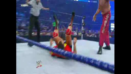 Smackdown 10/04/09 - Santino Marella vs The Great Khali