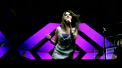 Selena Gomez - Falling Down Hd + Bg Sub // Селена Гомез - Падна (високо качество) 