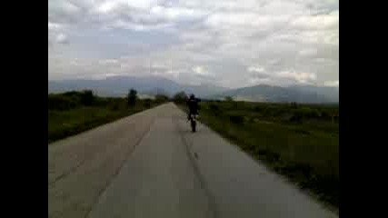 Mir4o Hisar Wheelie