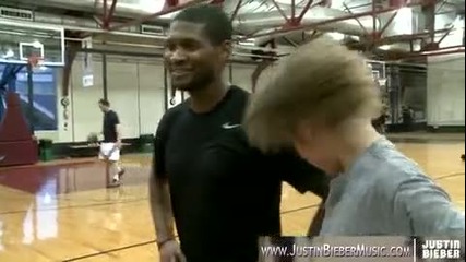 Justin Bieber & Usher play One on One Basketball in Nyc 