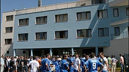 Руси Гочев: Няма финансови проблеми в школата на Левски