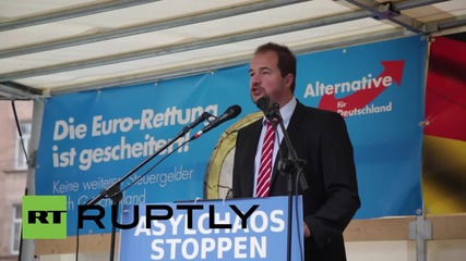 Germany: Right-wing AfD face-off against pro-refugee activists in Nuremberg
