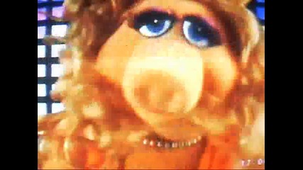 Miss Piggy feat Phineas and Ferb - Spa day / Мис Пиги и Финиъс & Фърб - Спа ден