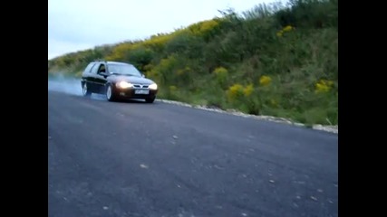 Opel Vectra 2.5 V6 24v 
