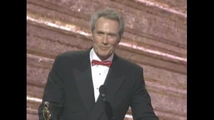 Великият актьор и режисьор Клинт Истууд печели Оскар за филма си Непростимо