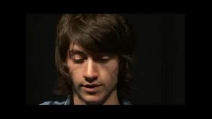 Arctic Monkeys Interview [mtv2 Gonzo] Pt.2