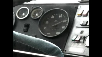 Ikarus razviva 90km v chas 