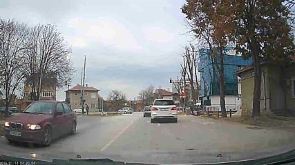 5 нарушения за 5 секунди!