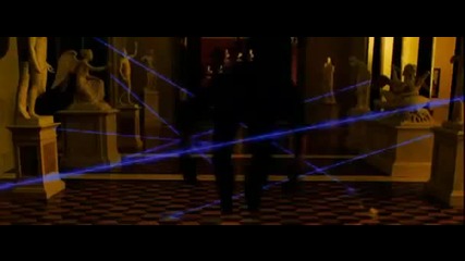 Бандата На Оушън- Vincent Cassel's Laser Dance