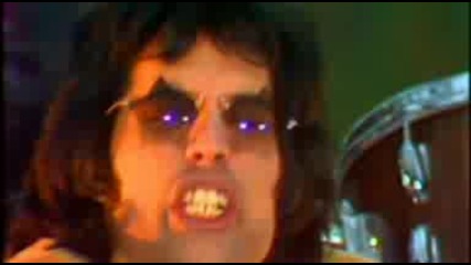 Queen - We Will Rock You 