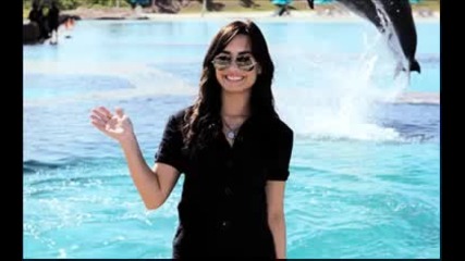 Demi Lovato On Ryan Seacrest July 30 2010 