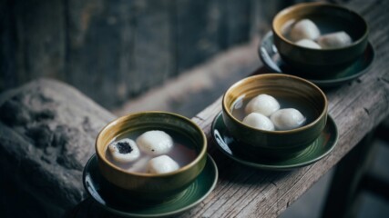 Сладки оризови топки с черен сусам по пекински | Вкусове от Китай | 24Kitchen Bulgaria