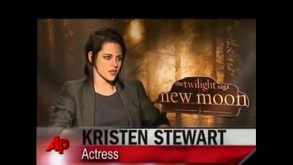 Robert Pattinson Kristen Stewart and Taylor Lautner talk New Moon - #at 17 