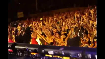 Eminem Recovery Feature 
