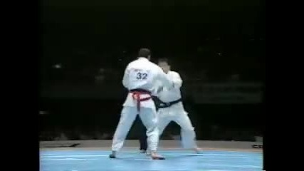 Emil Kostov vs Kidachi - final of world weght category Osaka 2001.xvid