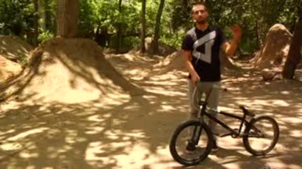 Трикове с Bmx - Roll Back