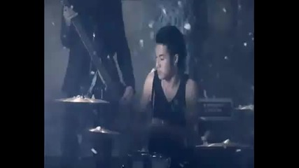 •2o11 • Shakira - Sale El Sol Official Video