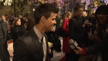 Taylor Lautner at Twilight Breaking Dawn premiere