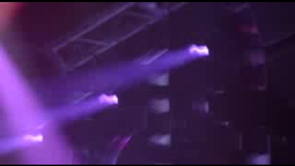 Rihanna - Rude Boy Live At The Last Girl On Earth Tour 