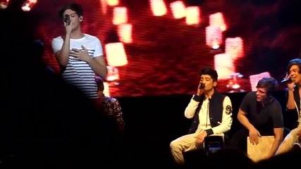 One Direction - I Gotta Feeling/stereo Hearts/valerie and Torn в Wolverhampton 21/12/11