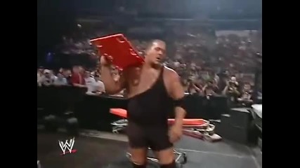 Брок Леснар срещу Грамадата - Денят на страшният съд 2003