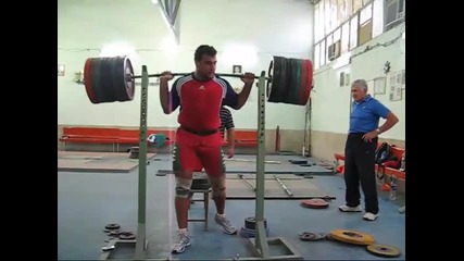 Ehsan Hadadi - half squat 2x400kg