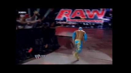 Sin Cara дебютира