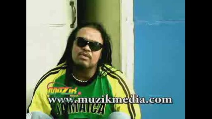 Maxi Priest - Makes Me Wanna Halla