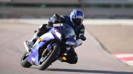 2011 Yamaha Yzf600 R6 action Us official video