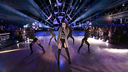Hailee Steinfeld Performance - Dancing with the Stars Live