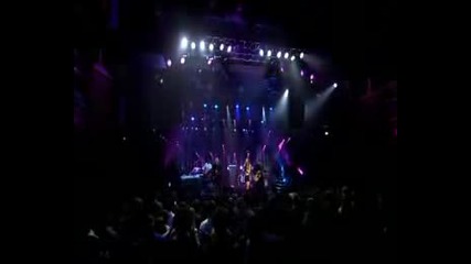 Fergie - Big Girls Dont Cry Live